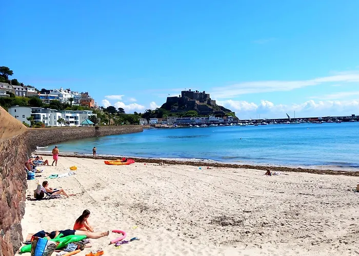 Apartment East View Haven *